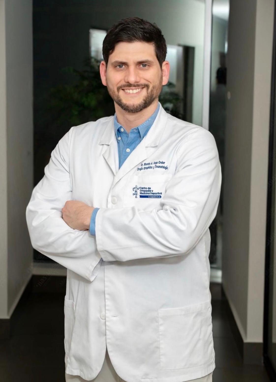 Dr. Ricardo Vega-Croker in his orthopedic practice